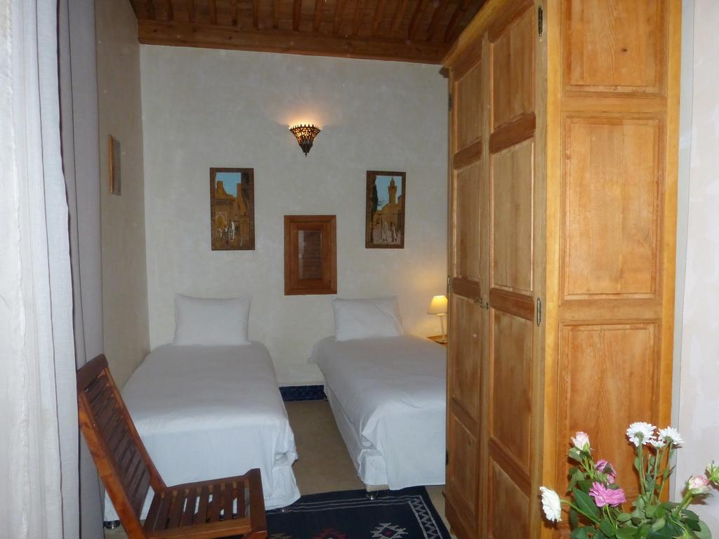 Dar Essoaoude - Fes Nejjarine Hotel Exterior photo